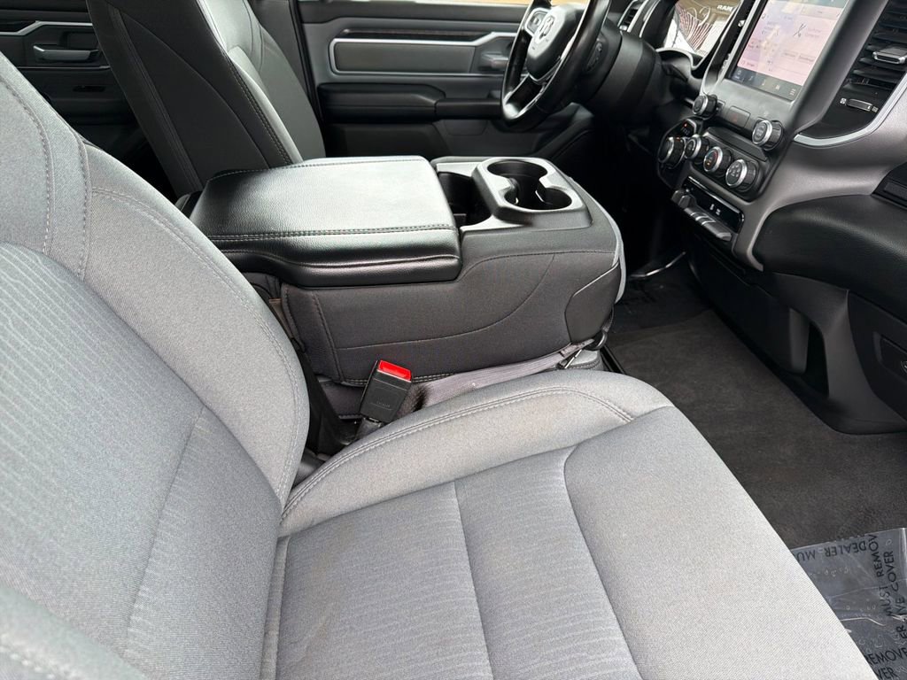 Used 2022 RAM 1500 Big Horn AWD/4WD image 14