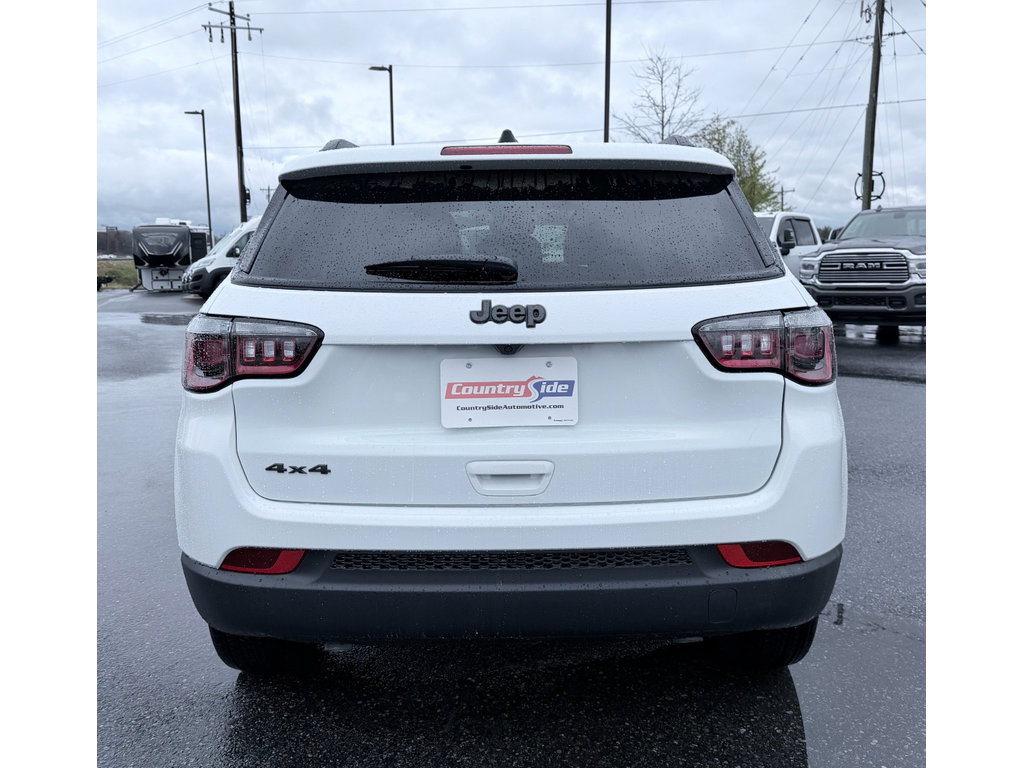 New 2026 Jeep Compass Latitude image 8