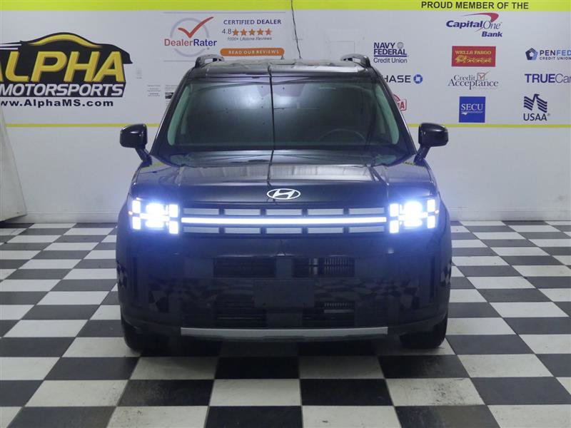 Used 2024 Hyundai Santa Fe SEL image 2
