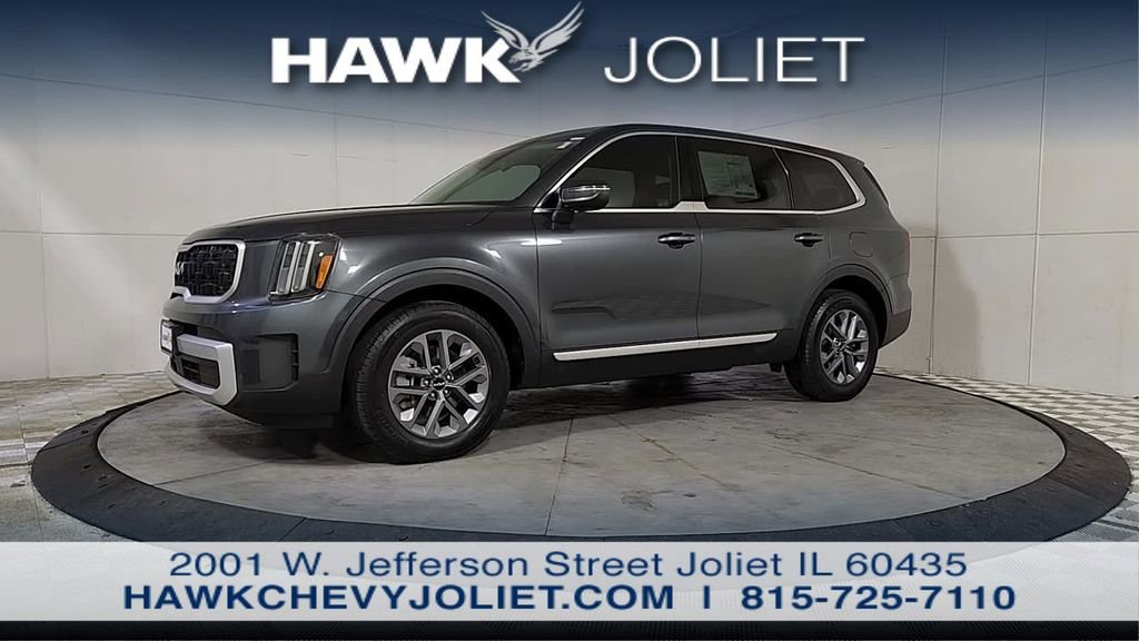Used 2024 Kia Telluride LX AWD/4WD image 4