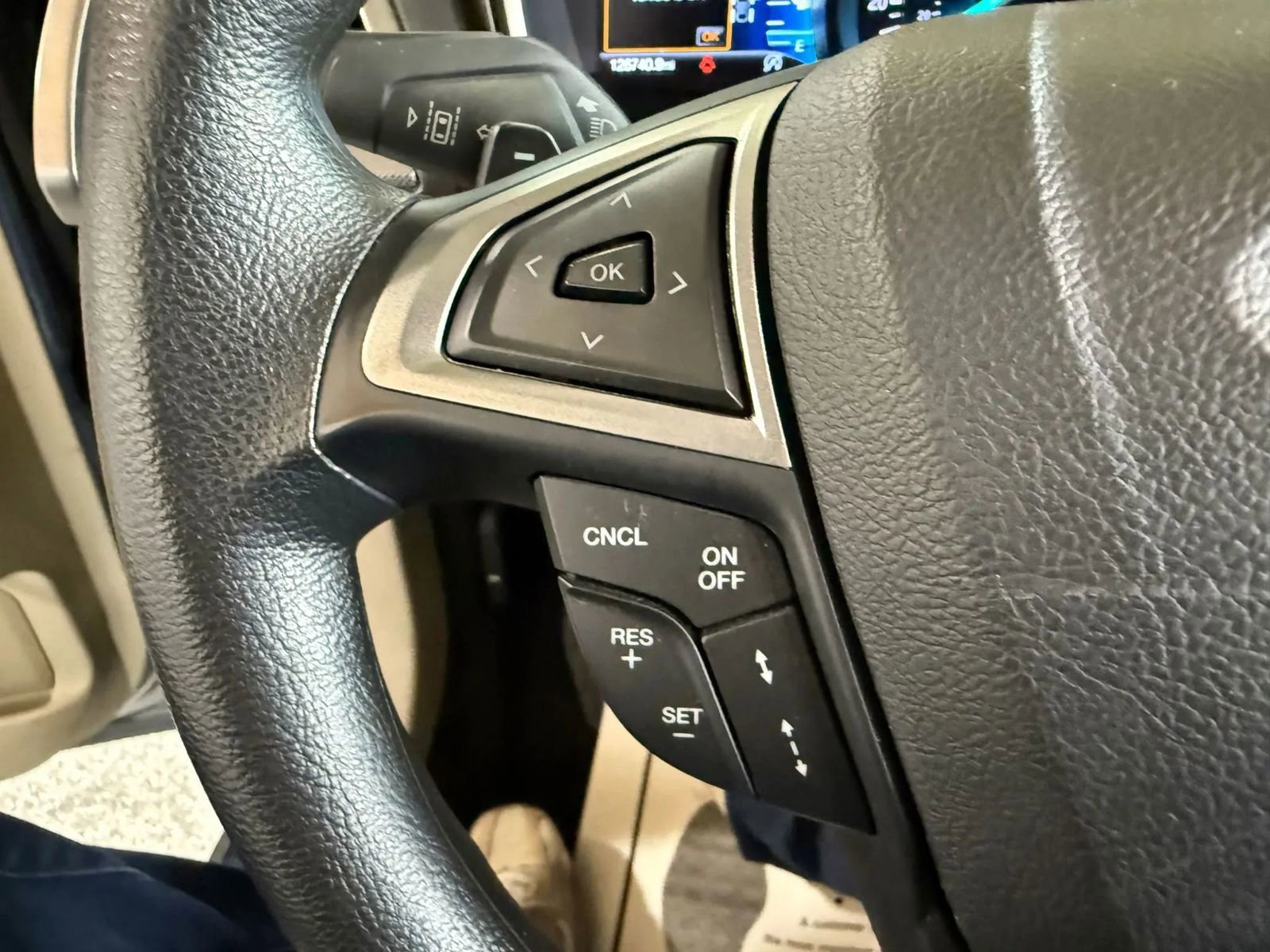 Used 2019 Ford Fusion SE image 20