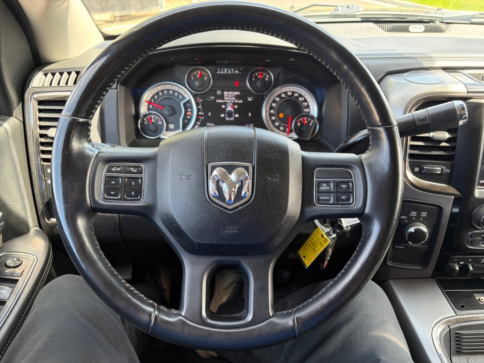 Used 2018 RAM 2500 Big Horn w/ Sport Appearance Group AWD/4WD image 20