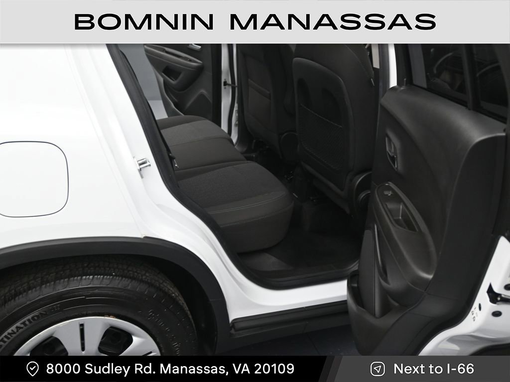 Used 2016 Chevrolet Trax LS image 9