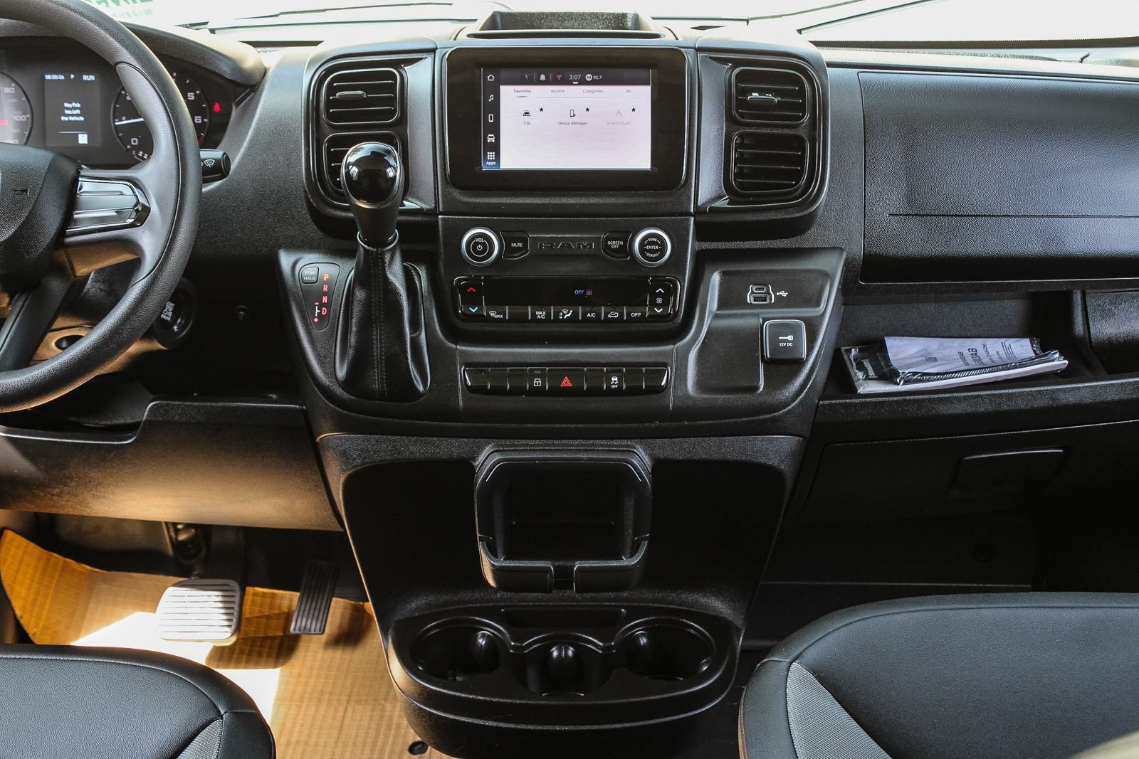 Used 2024 RAM ProMaster 2500 FWD image 13