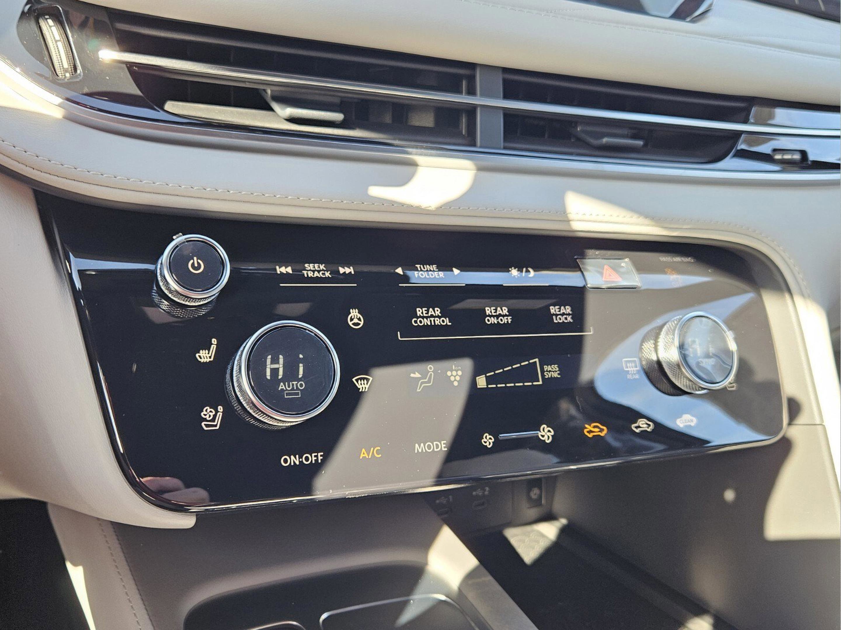 New 2026 INFINITI QX60 Autograph image 17