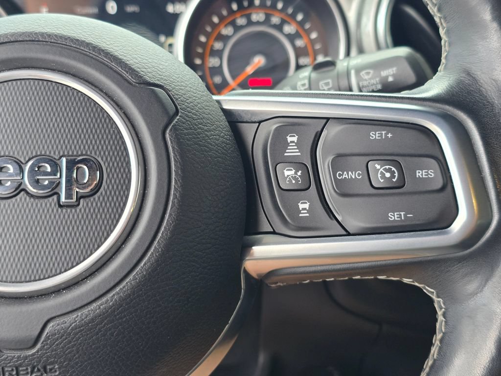 Used 2019 Jeep Wrangler Unlimited Sahara AWD/4WD image 21