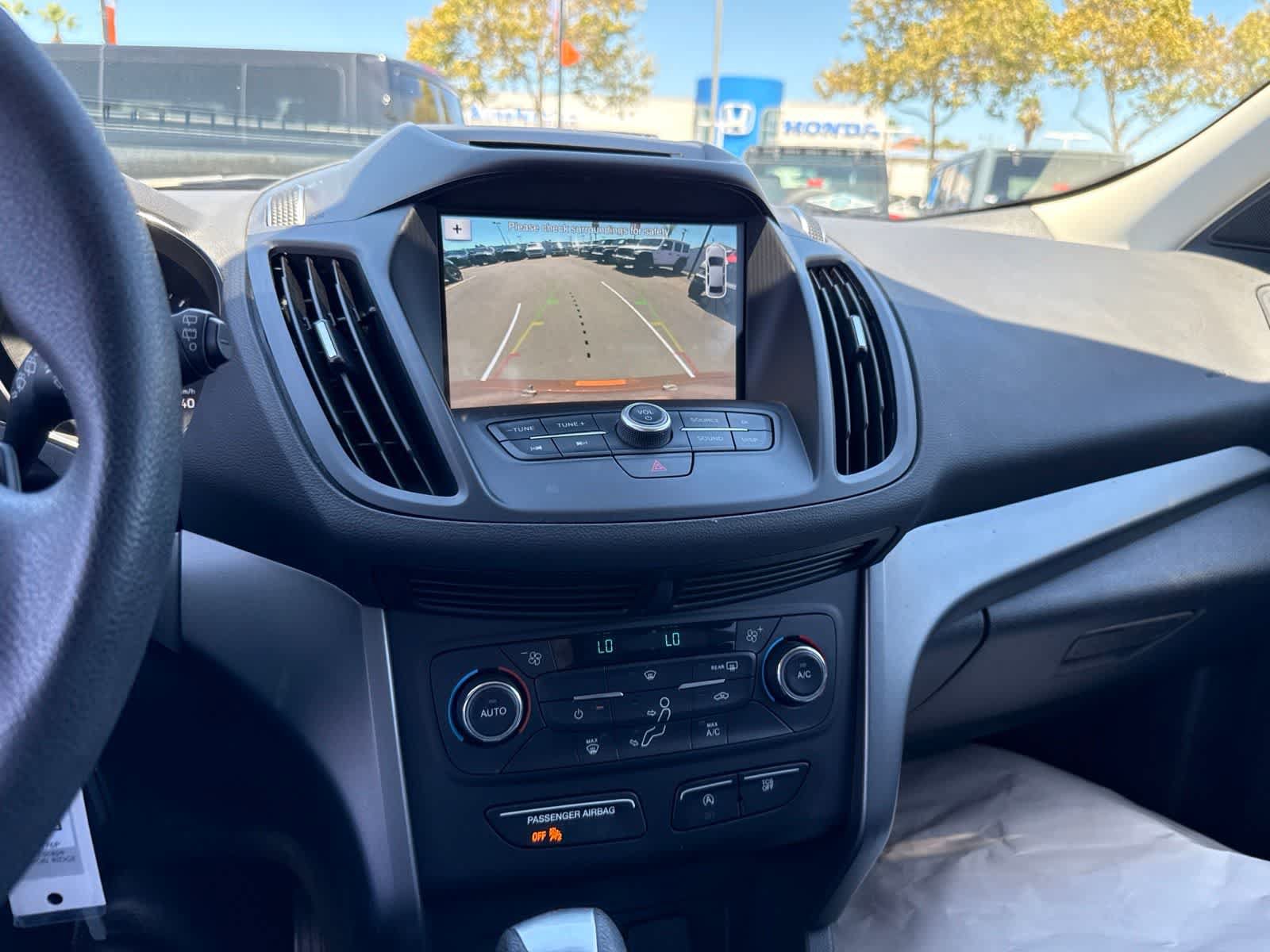 Used 2017 Ford Escape SE w/ Equipment Group 201A FWD image 34