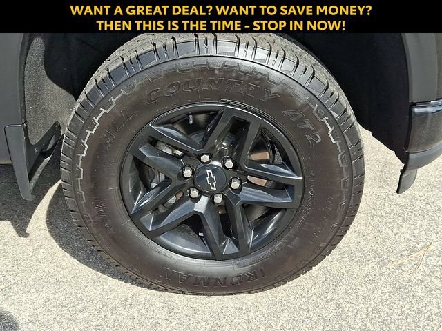 Used 2021 Chevrolet Silverado 1500 RST AWD/4WD image 9