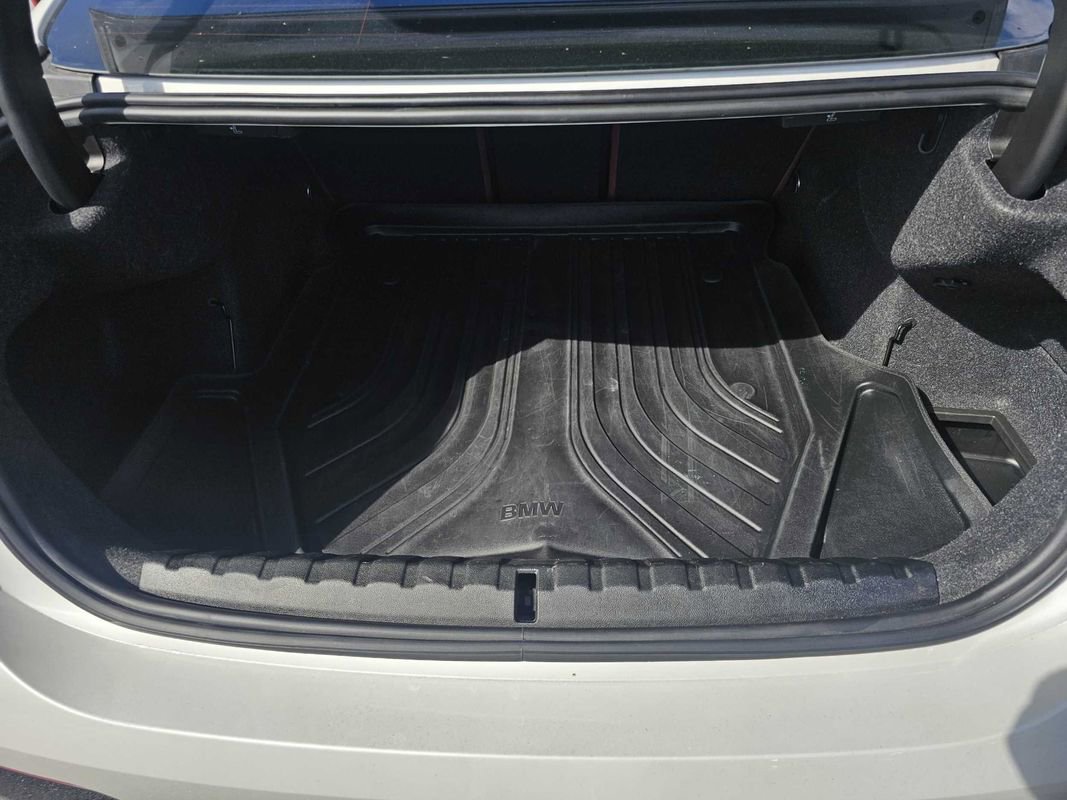 Used 2023 BMW M440i Coupe w/ Premium Package image 19