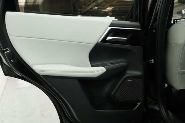New 2026 Mitsubishi Outlander SE FWD image 25
