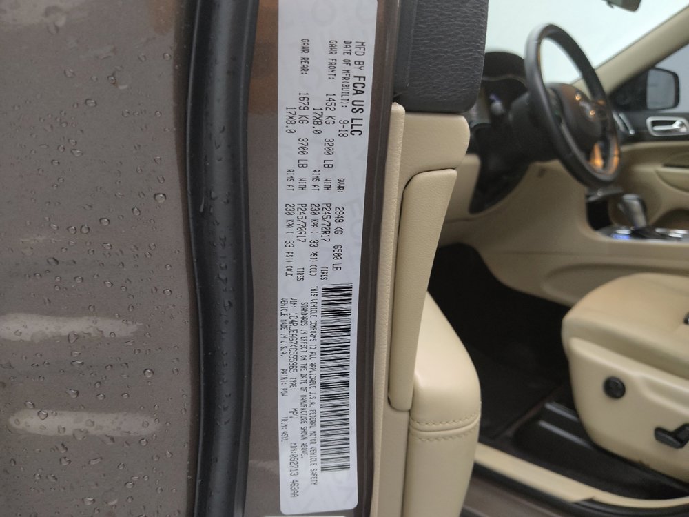 Used 2019 Jeep Grand Cherokee Laredo image 33