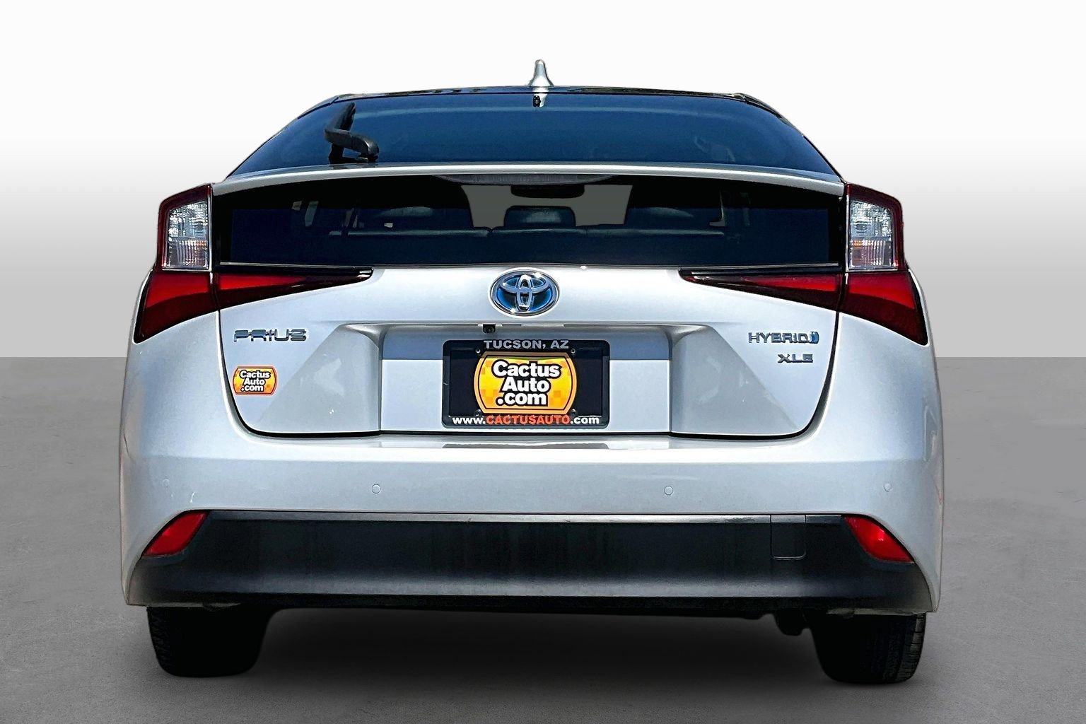 Used 2022 Toyota Prius XLE FWD image 4