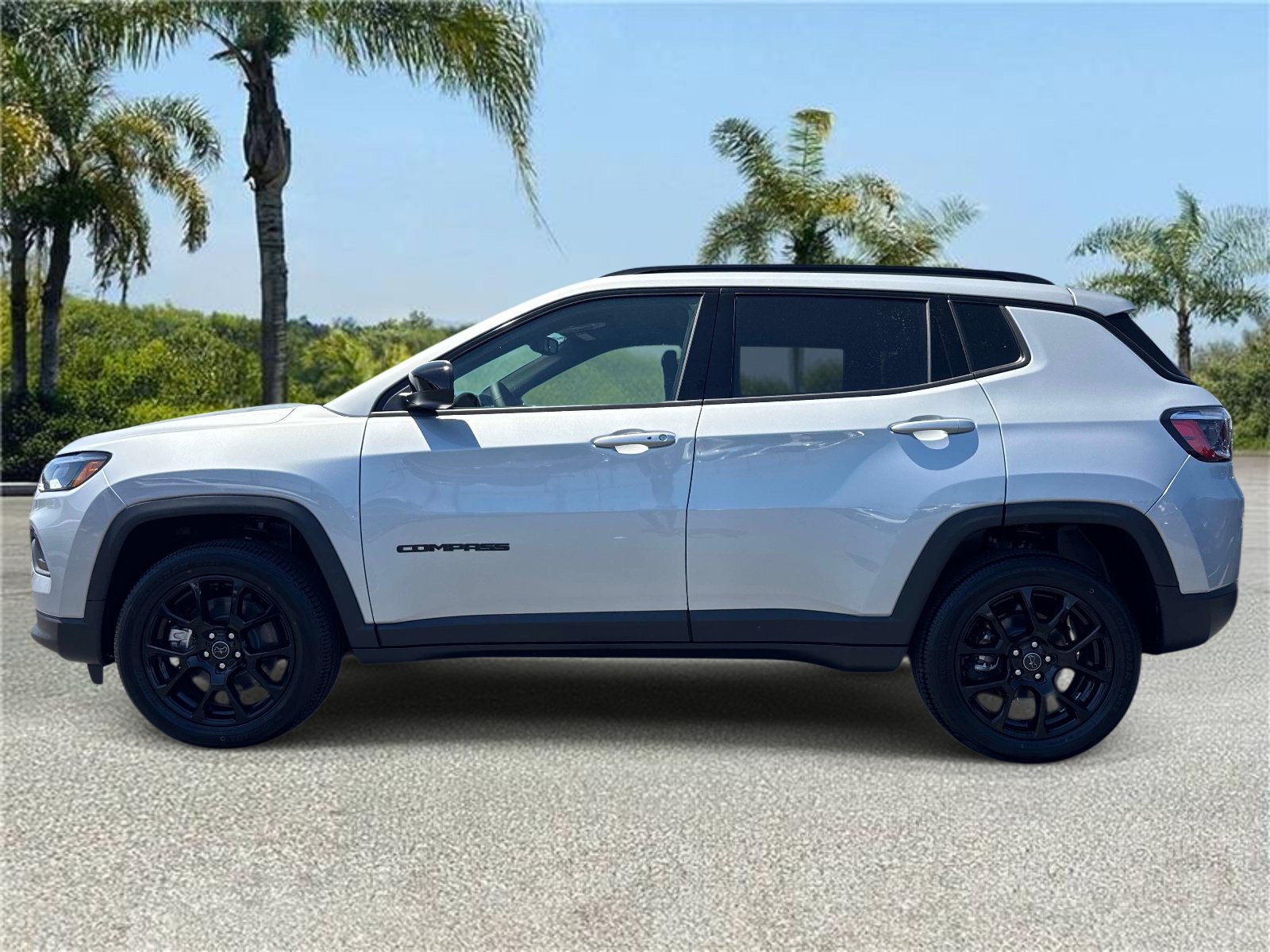 New 2026 Jeep Compass Latitude AWD/4WD image 2