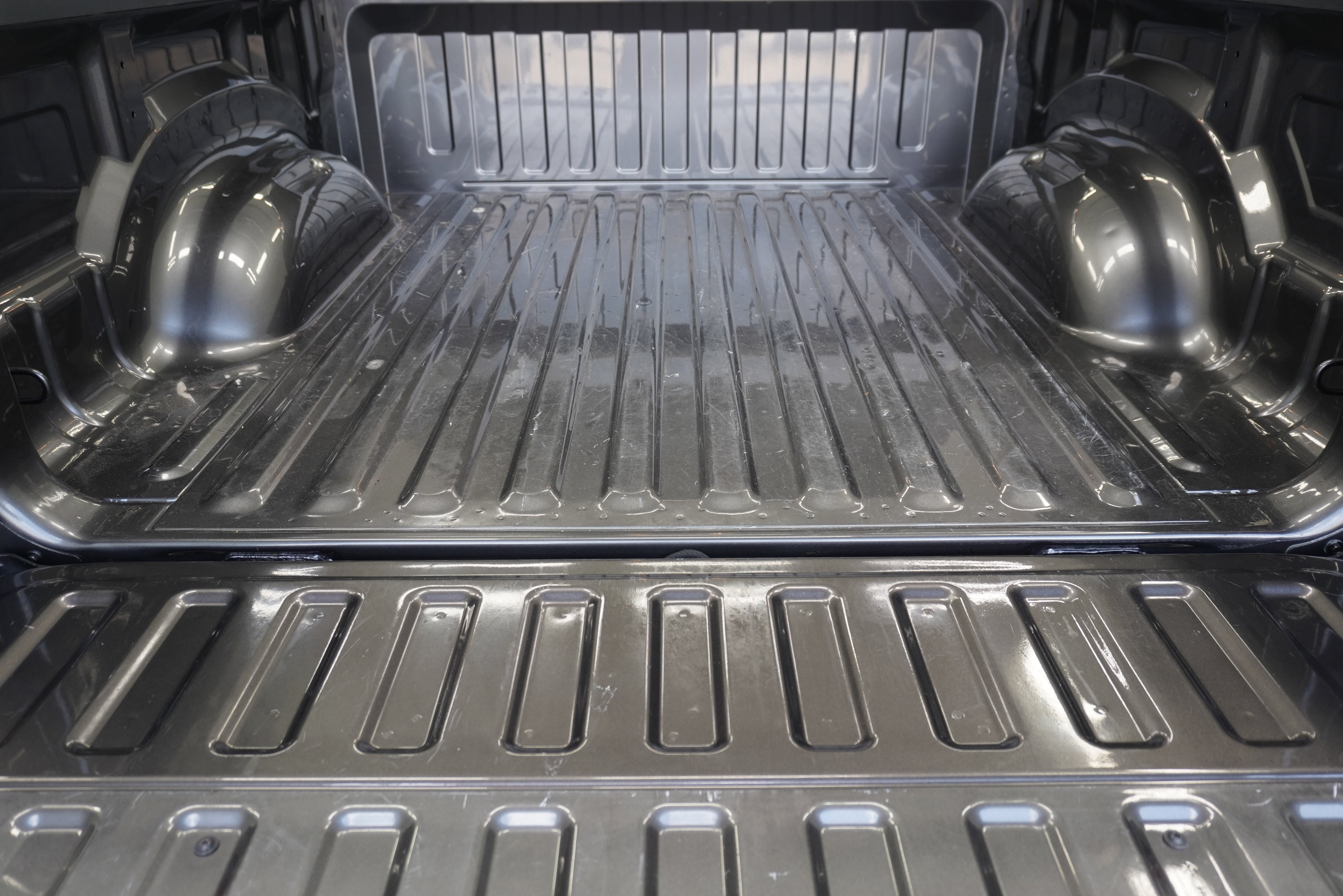 Used 2024 RAM 1500 Laramie AWD/4WD image 32