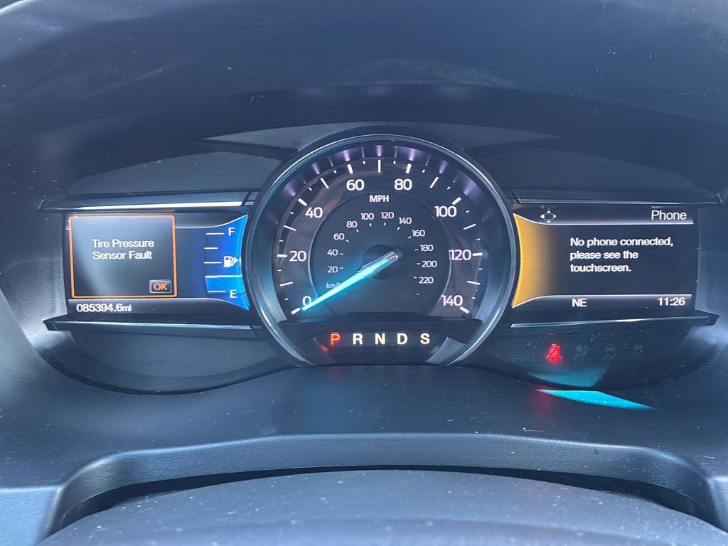 Used 2017 Ford Explorer XLT w/ Equipment Group 202A FWD image 25