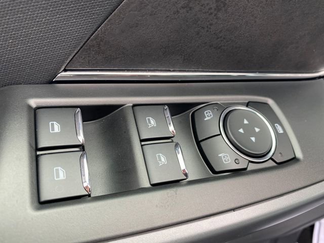 Used 2025 Ford F150 XLT w/ Equipment Group 302A MID image 15