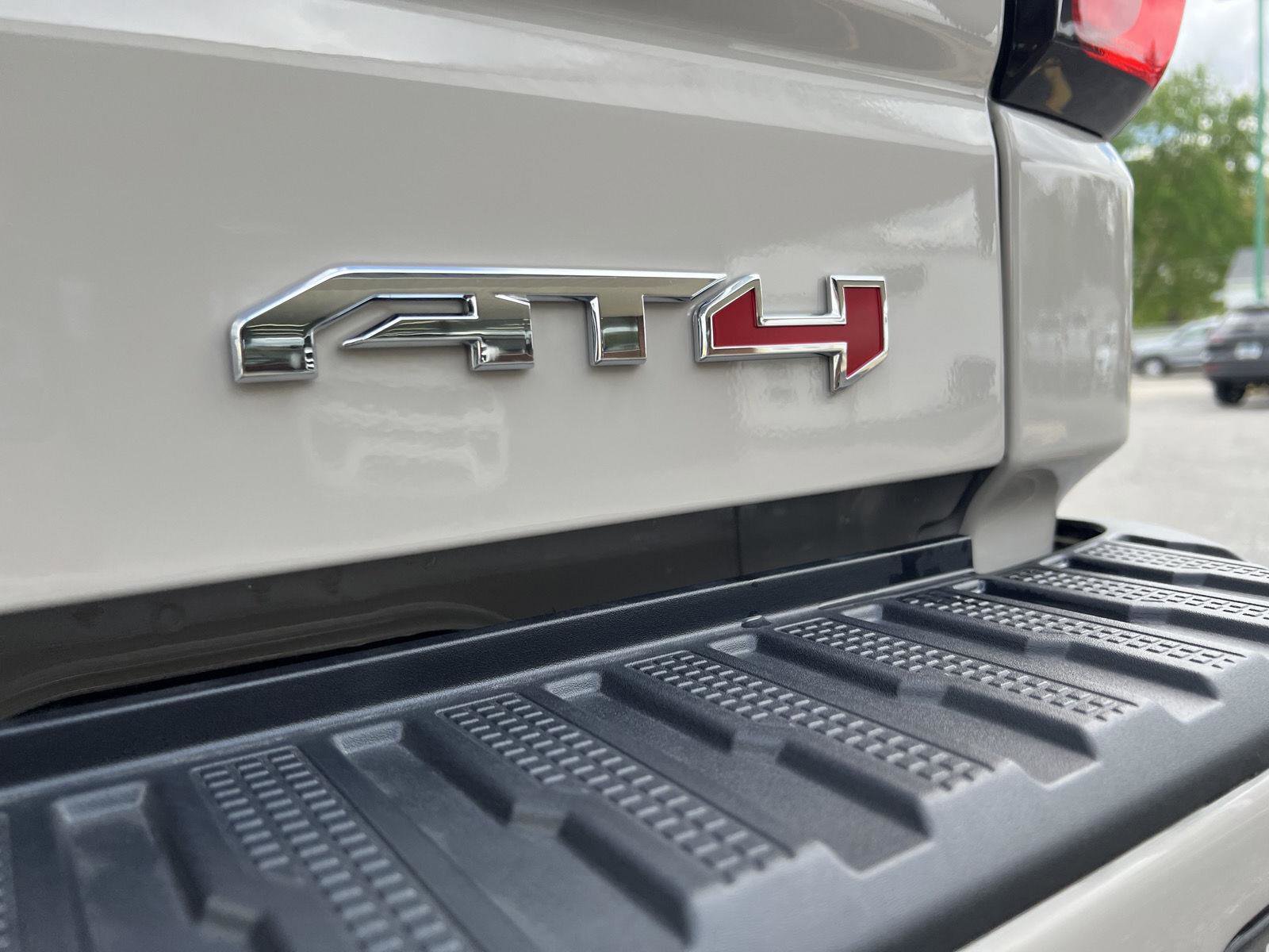 New 2026 GMC Sierra 1500 AT4 w/ AT4 Premium Package AWD/4WD image 8