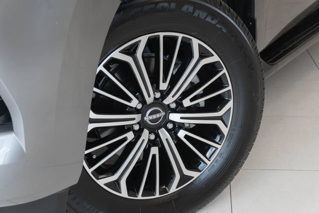 Used 2025 Nissan Armada SL AWD/4WD video 2