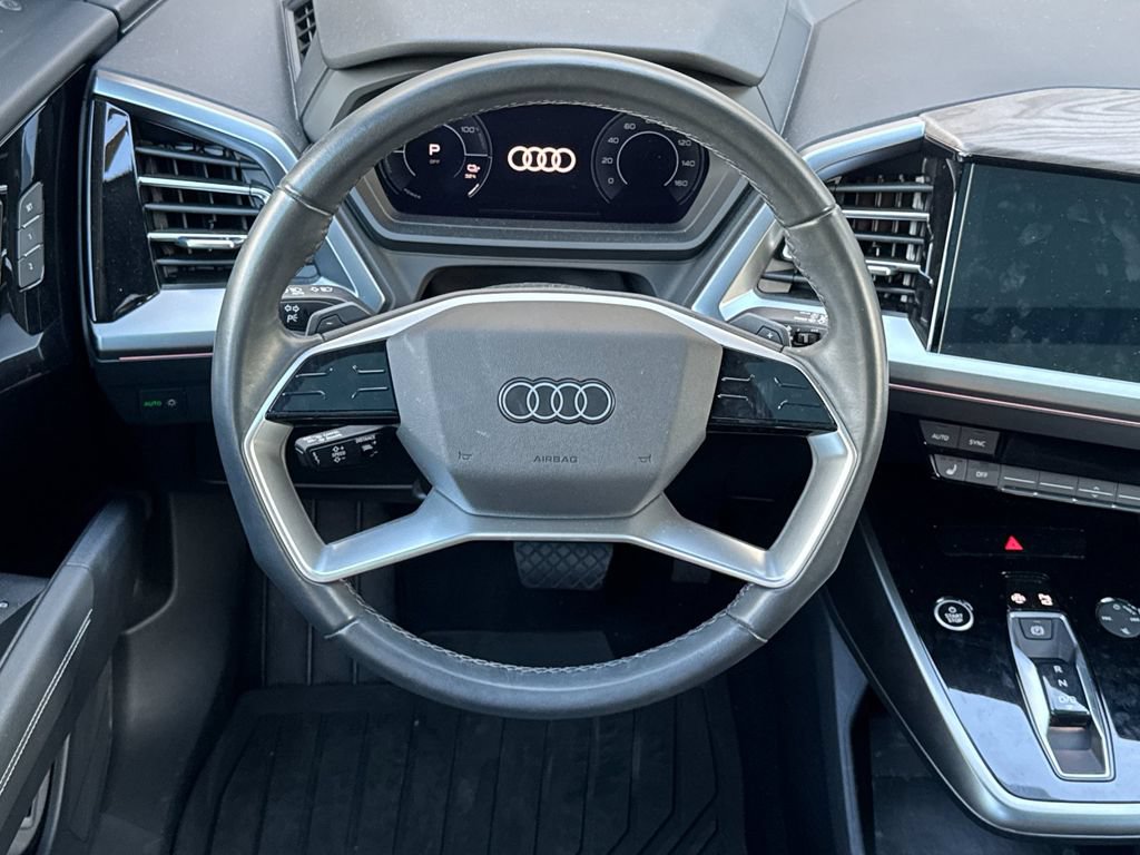Used 2024 Audi Q4 e-tron Premium Plus w/ Premium Plus AWD/4WD image 18