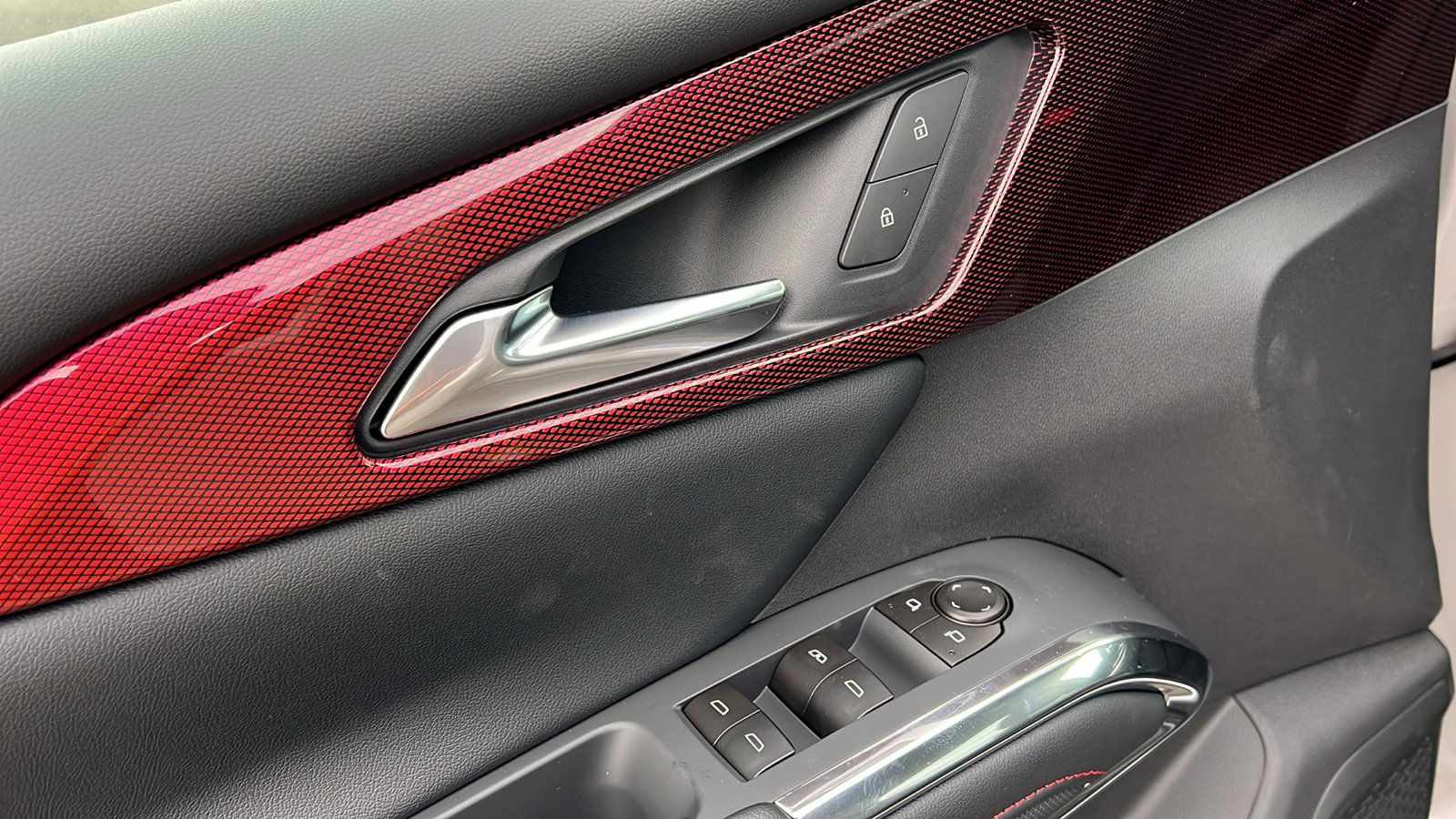 New 2026 Chevrolet Traverse Z71 w/ Driver Confidence Package image 16