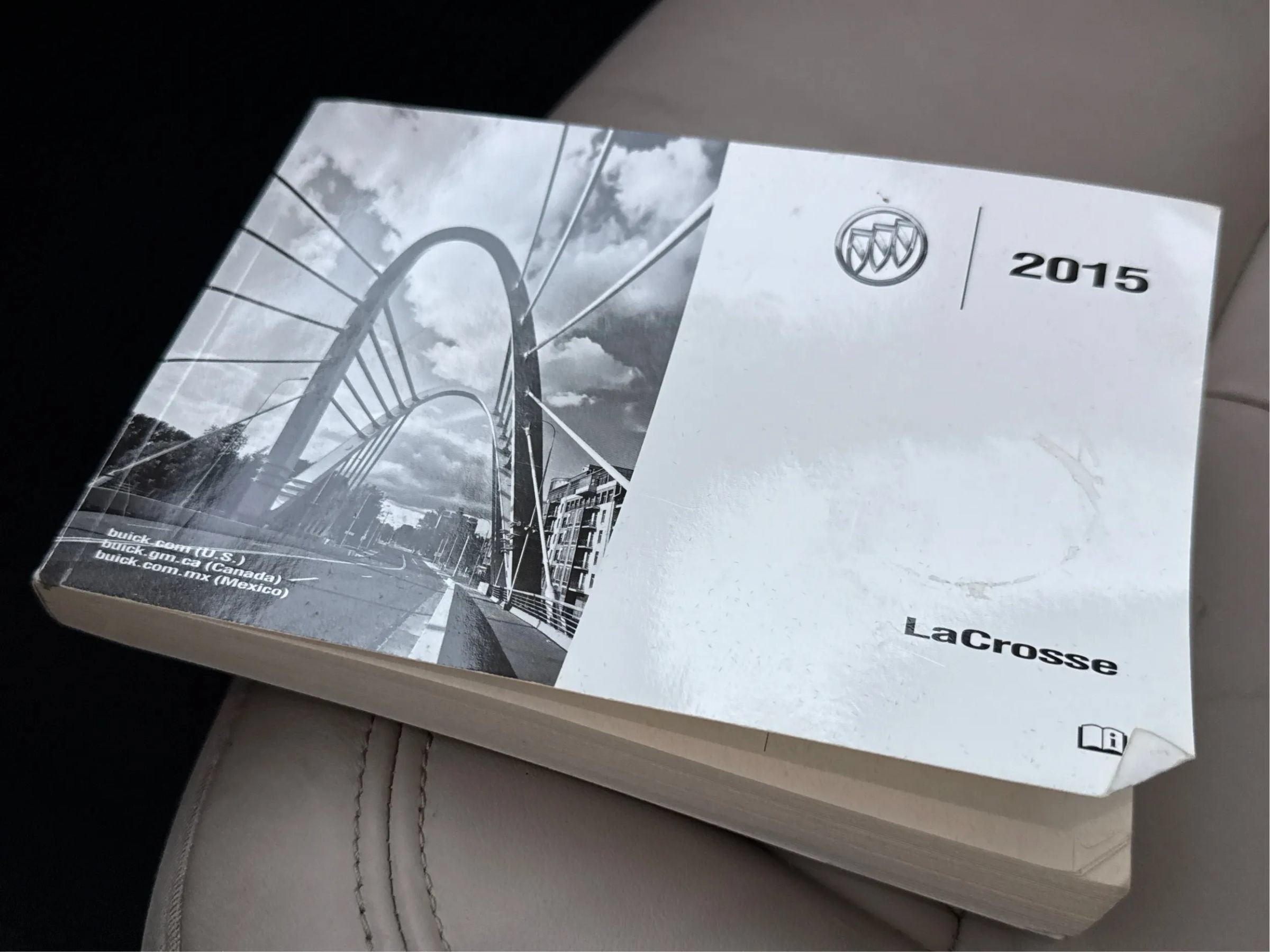 Used 2015 Buick LaCrosse Leather FWD image 24