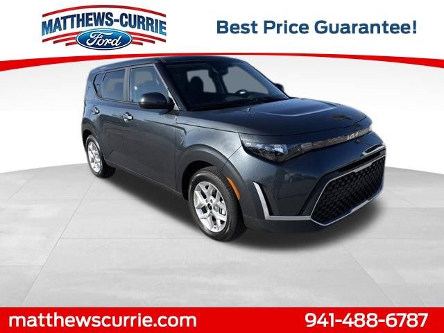 Used 2025 Kia Soul LX video 1