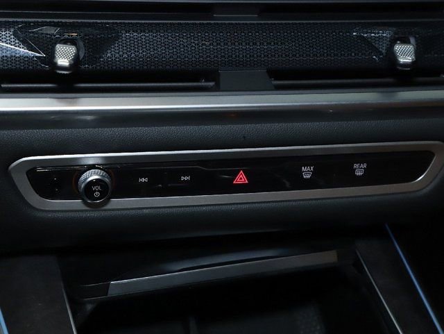 Certified 2024 BMW X5 xDrive40i w/ Premium Package image 27