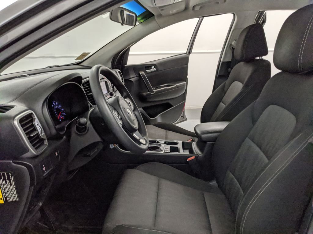 Used 2017 Kia Sportage LX image 16