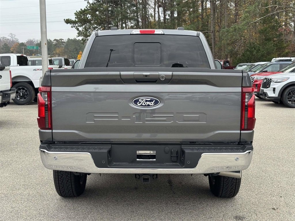 New 2025 Ford F150 XLT w/ Equipment Group 302A MID image 21