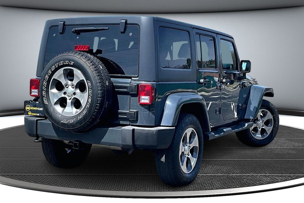 Used 2017 Jeep Wrangler Unlimited Sahara w/ Connectivity Group image 6