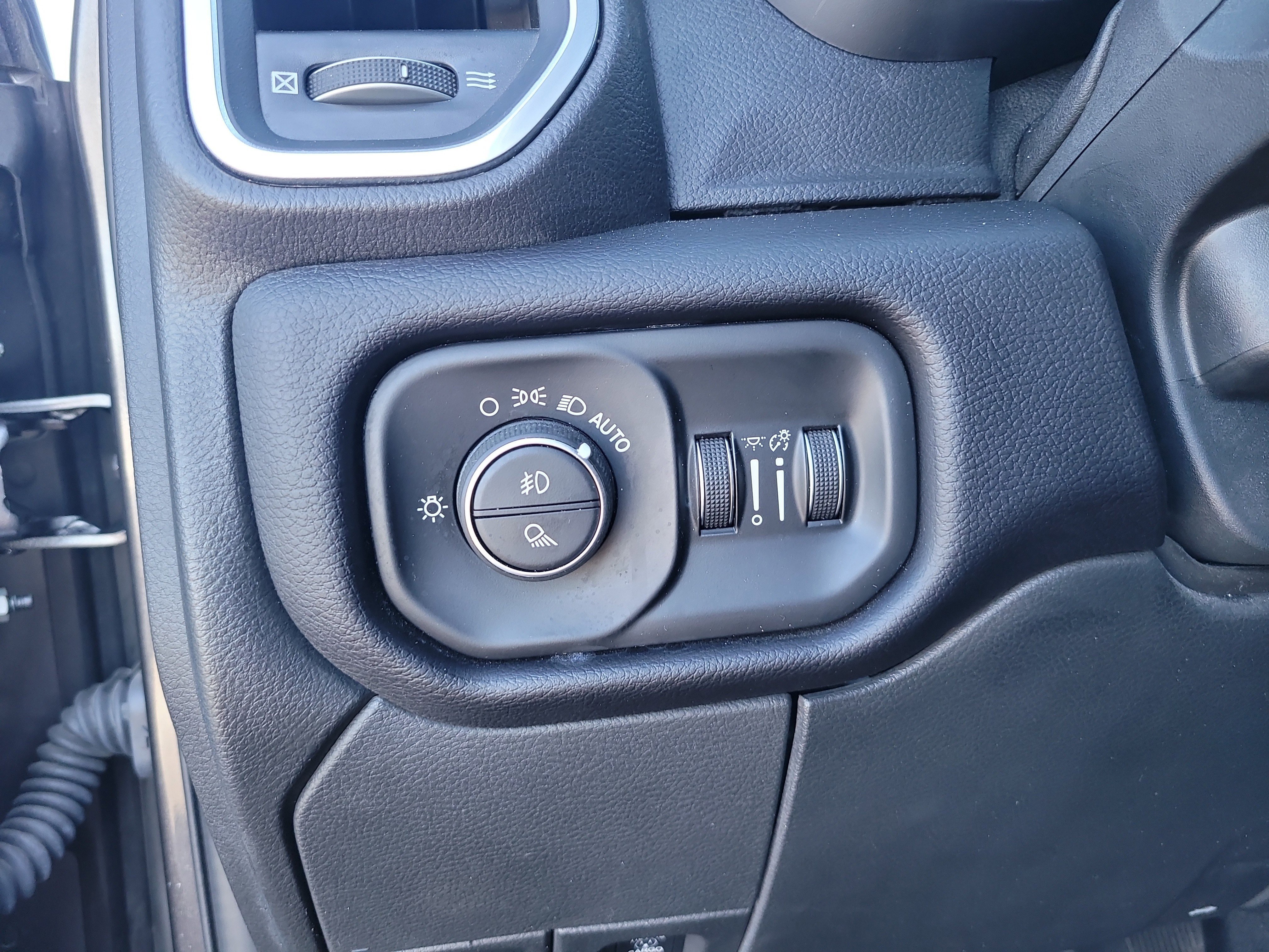 Used 2022 RAM 2500 Laramie image 30