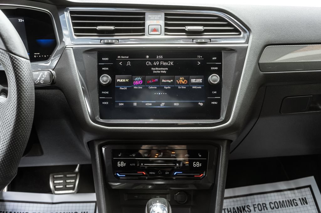 Used 2022 Volkswagen Tiguan SE R-Line AWD/4WD image 16