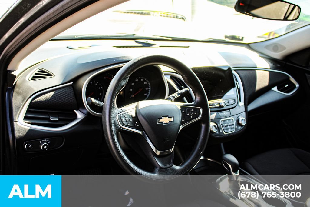 Used 2024 Chevrolet Malibu LT FWD image 30