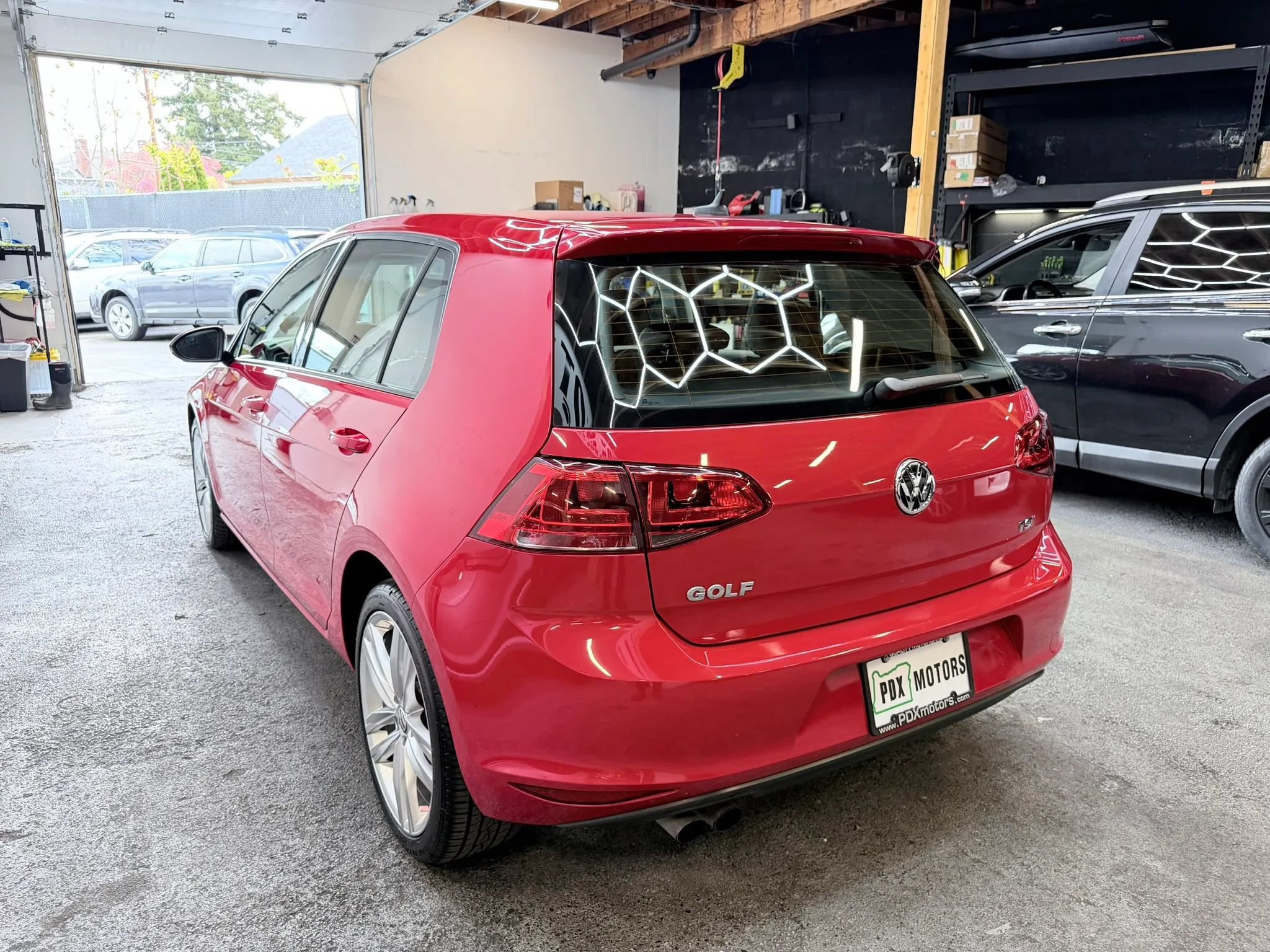 Used 2015 Volkswagen Golf SEL FWD image 4