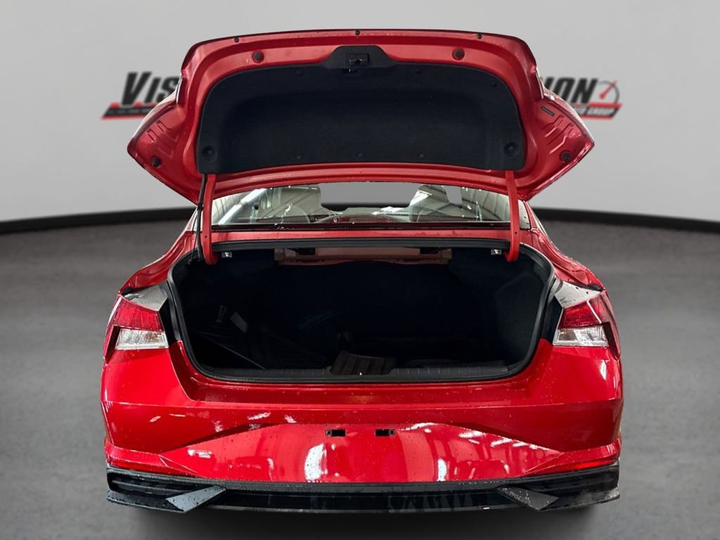 Used 2021 Hyundai Elantra SEL image 11