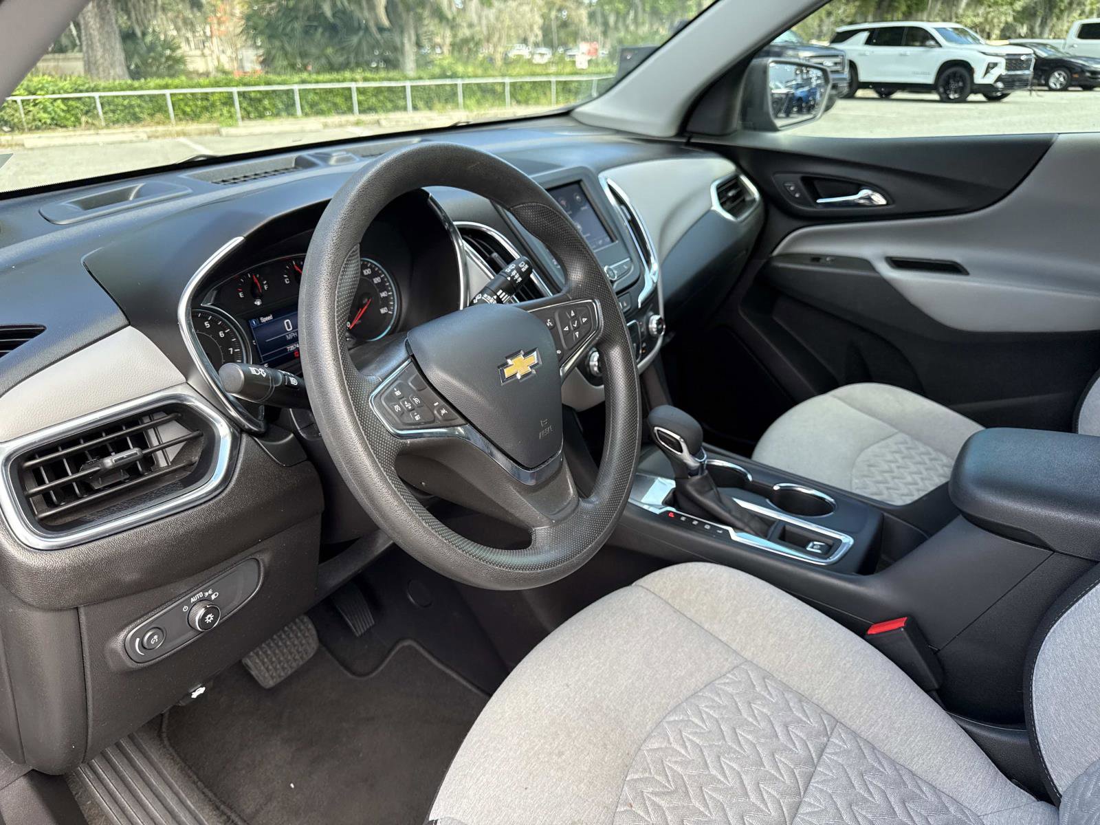 Used 2024 Chevrolet Equinox LS w/ LS Convenience Package image 21