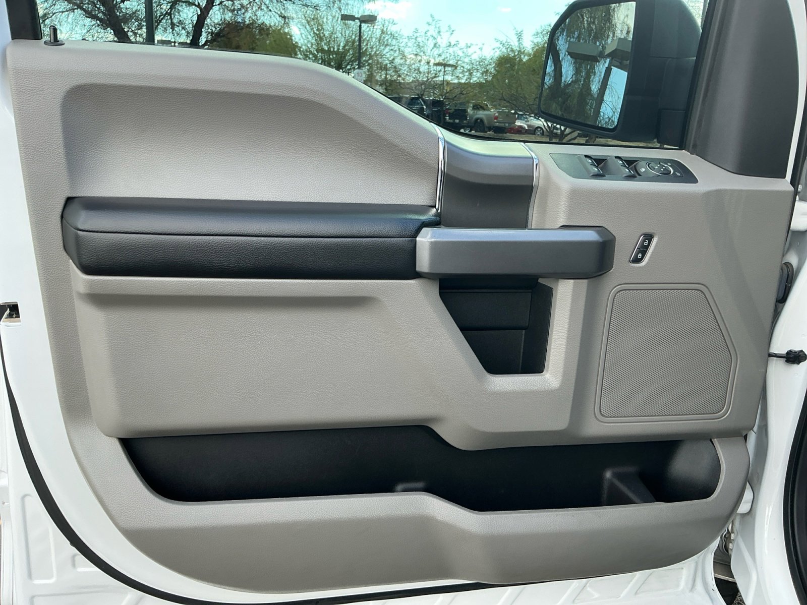 Used 2020 Ford F150 XLT w/ Equipment Group 302A Luxury image 13