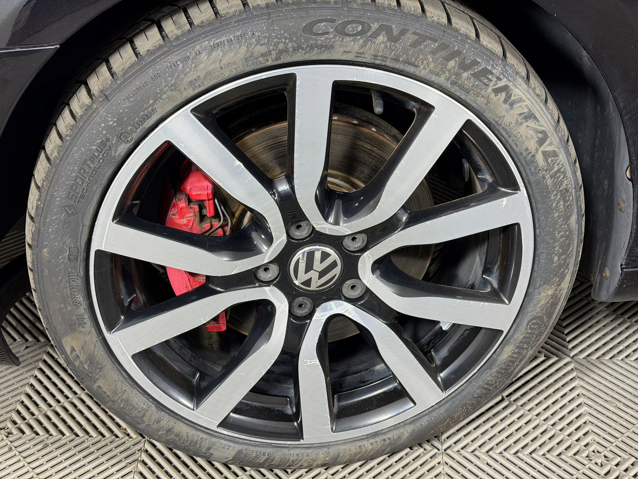 Used 2012 Volkswagen GTI Autobahn FWD image 12