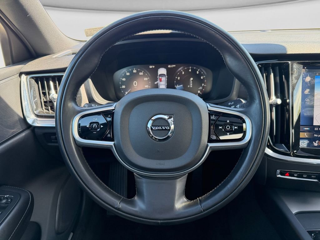 Used 2020 Volvo S60 T5 Momentum FWD image 19