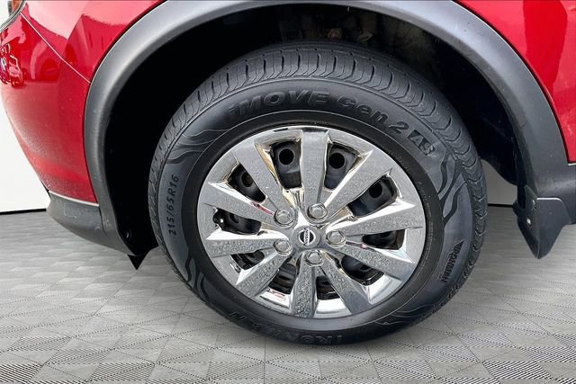 Used 2019 Nissan Rogue Sport S image 22