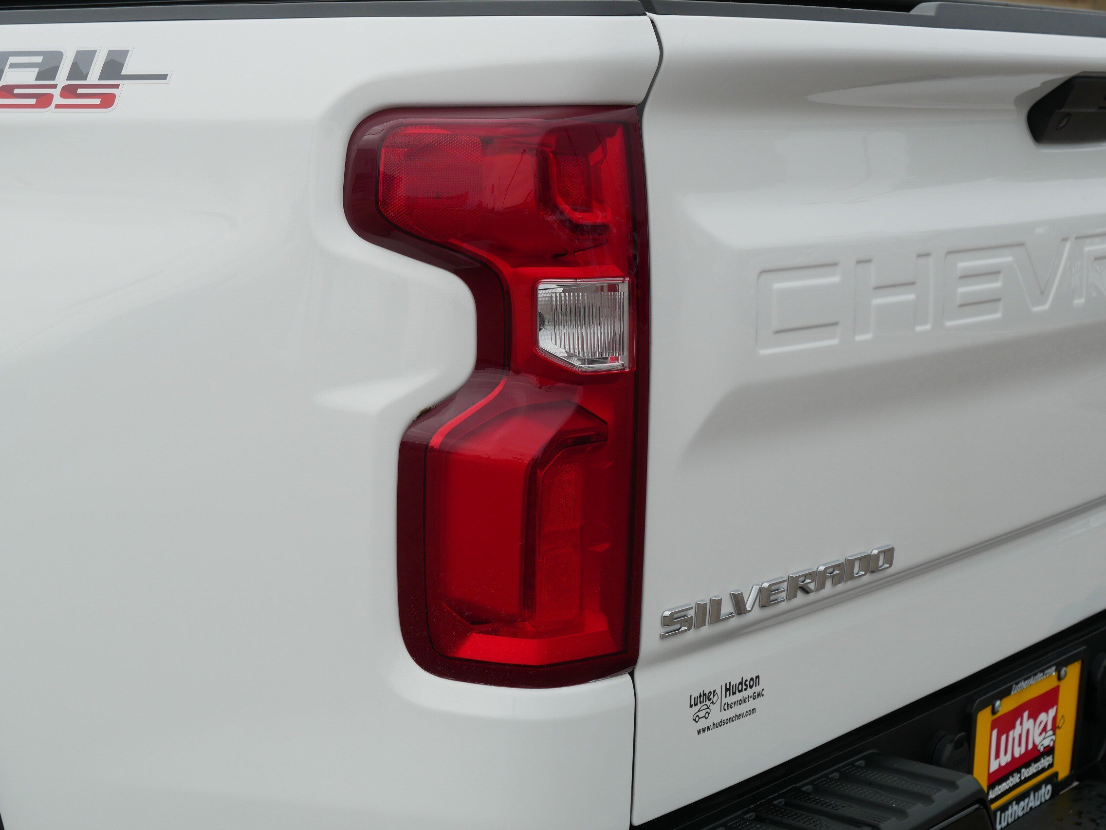 Certified 2022 Chevrolet Silverado 1500 LT Trail Boss w/ Safety Package AWD/4WD image 17