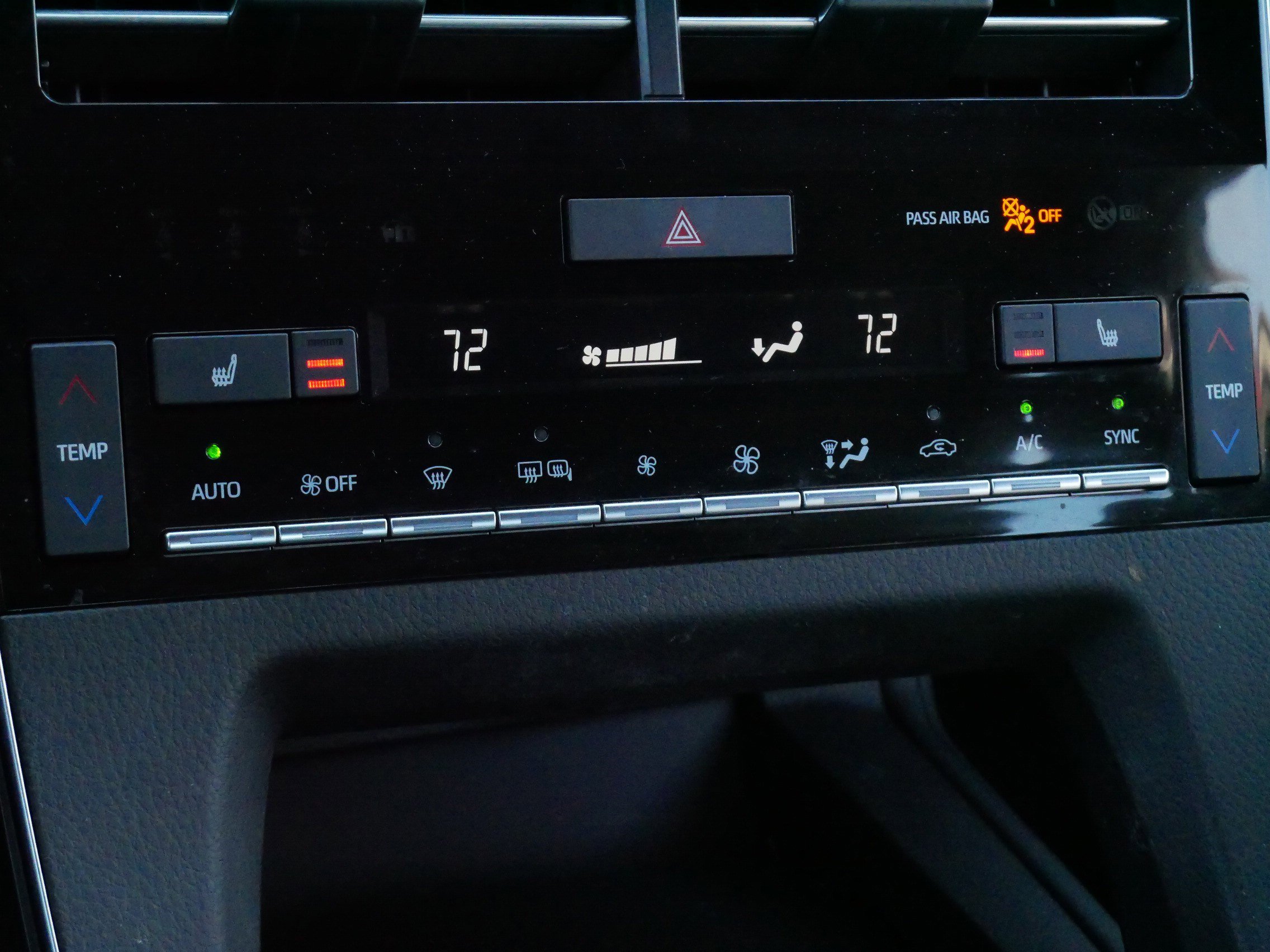 Certified 2020 Toyota Avalon XLE image 23