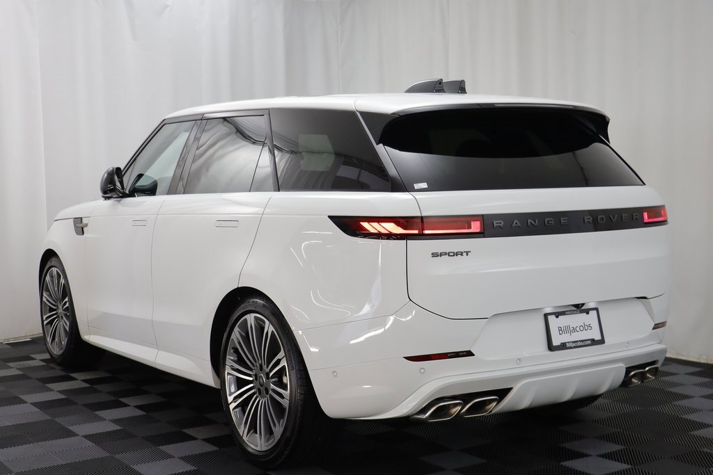 Used 2025 Land Rover Range Rover Sport Dynamic SE image 16