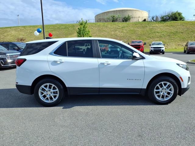 Used 2023 Chevrolet Equinox LT AWD/4WD image 3