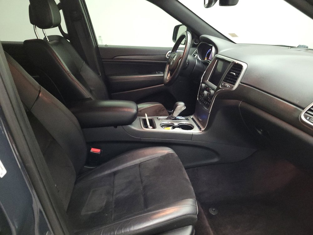 Used 2018 Jeep Grand Cherokee Altitude AWD/4WD image 21