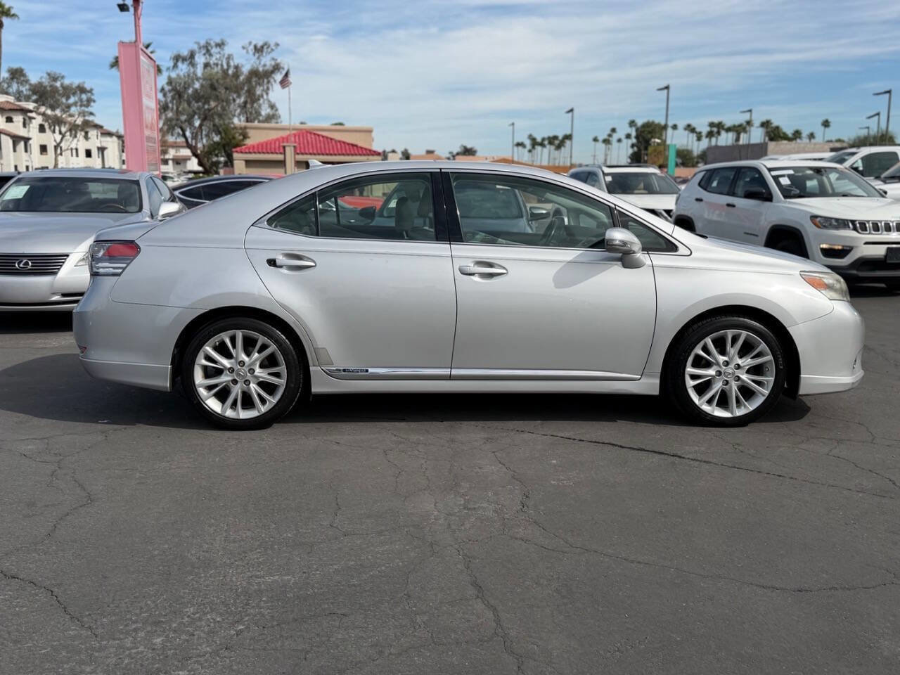 Used 2010 Lexus HS 250h FWD image 3