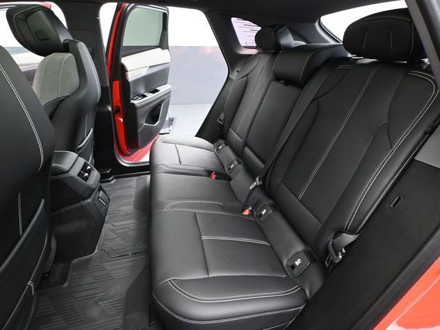 Used 2026 Cadillac Optiq Sport 1 w/ LPO, Floor Liner Package AWD/4WD image 40