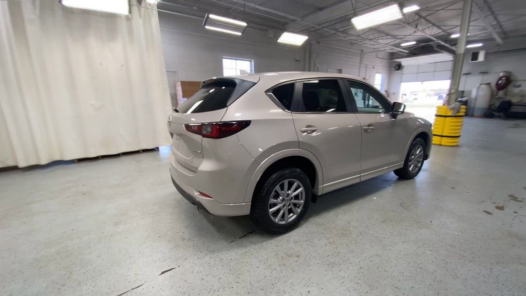Used 2025 MAZDA CX-5 AWD 2.5 S w/ Preferred Package image 11