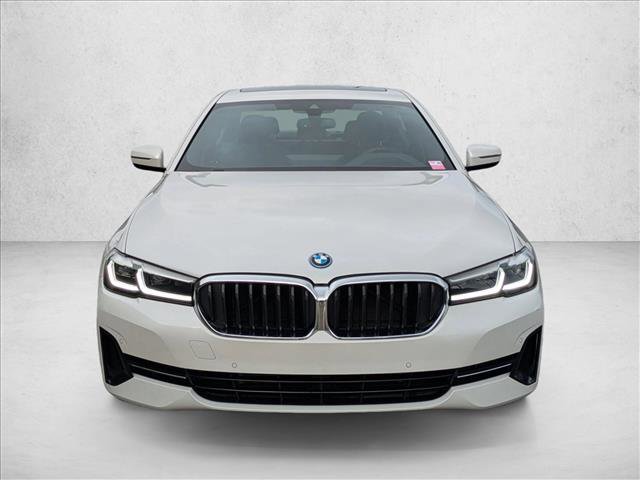 Used 2023 BMW 530e w/ Premium Package image 2
