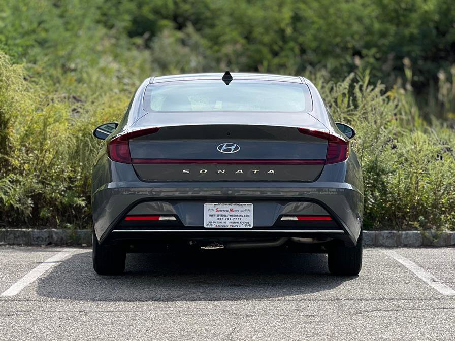 Used 2023 Hyundai Sonata SE w/ Preferred Accessory Package image 8